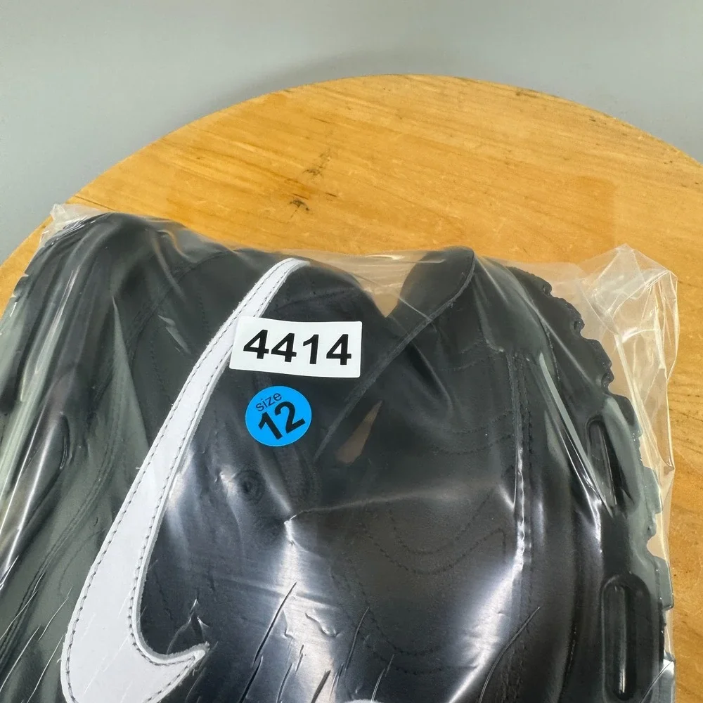 Womens 12 / Mens 10.5 - Nike Air Max Plus Tiempo TNPO Shoes Black Sneakers NEW